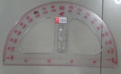 数理化教学器材的选择与应用 以航天牌高透明量角器为例